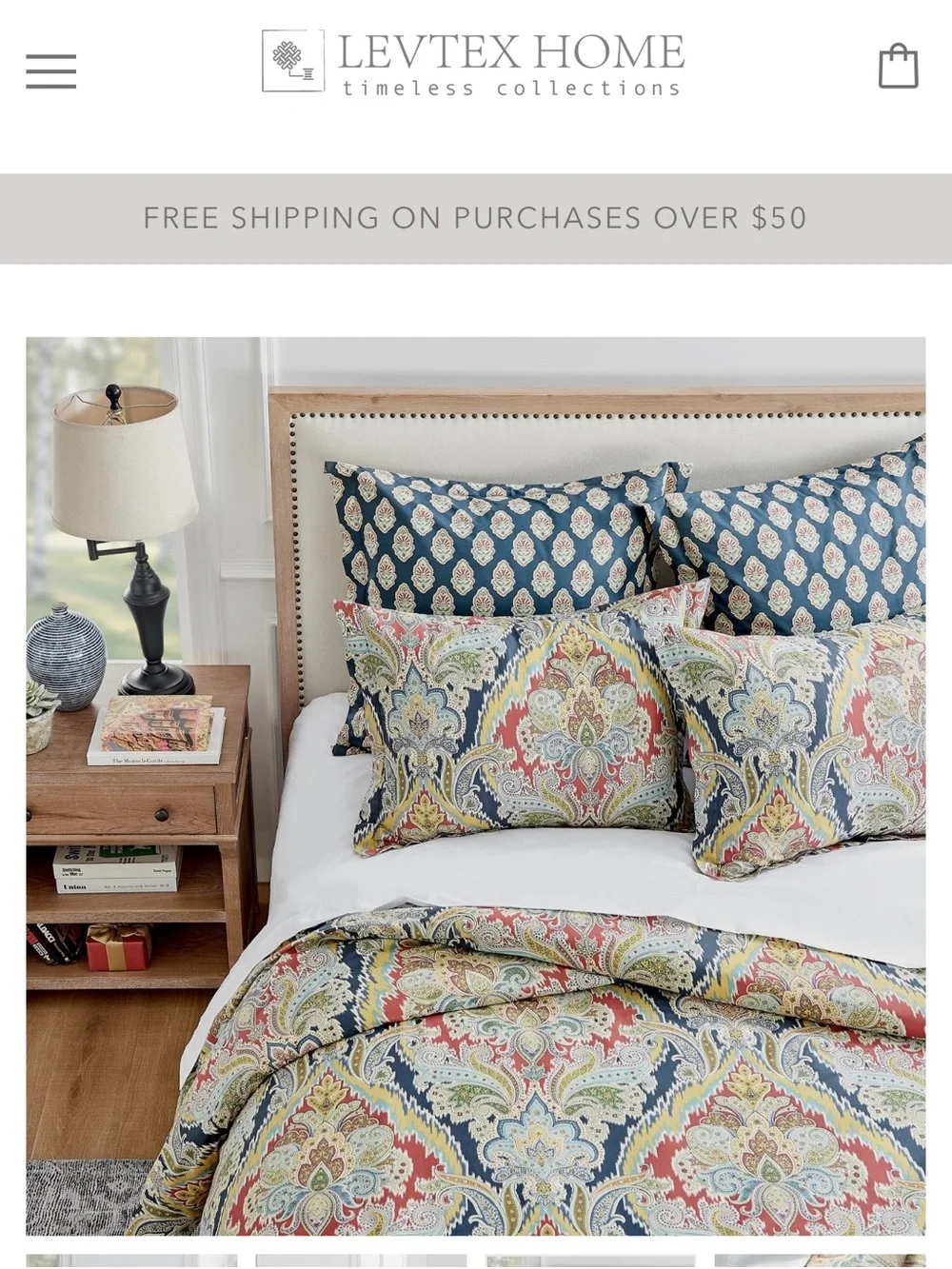 Levtex Multicolor Paisley Quilt Set in Blue, Red, Cream, Yellow.. 💙